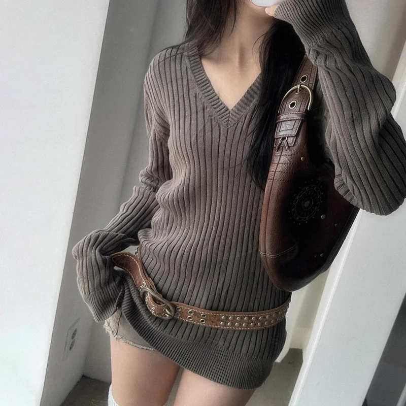 Autumn and winter new American retro V-neck pullover sweater lazy fashion casual slim-fit long-sleeved bottom shirt top
Autumn and winter new American retro V-neck pullover sweater lazy fashion casual slim-fit long-sleeved bottom shirt top