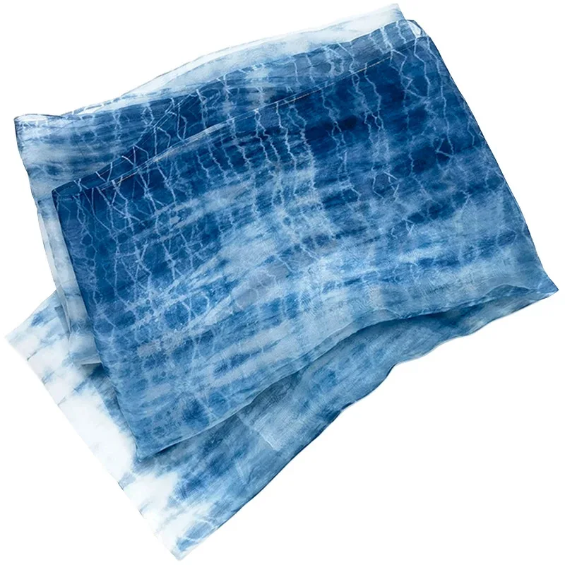 1yard Plant blue dye tie dye silk fabric for clothing,Skirt Hanfu Background material fabric
1yard Plant blue dye tie dye silk fabric for clothing,Skirt Hanfu Background material fabric