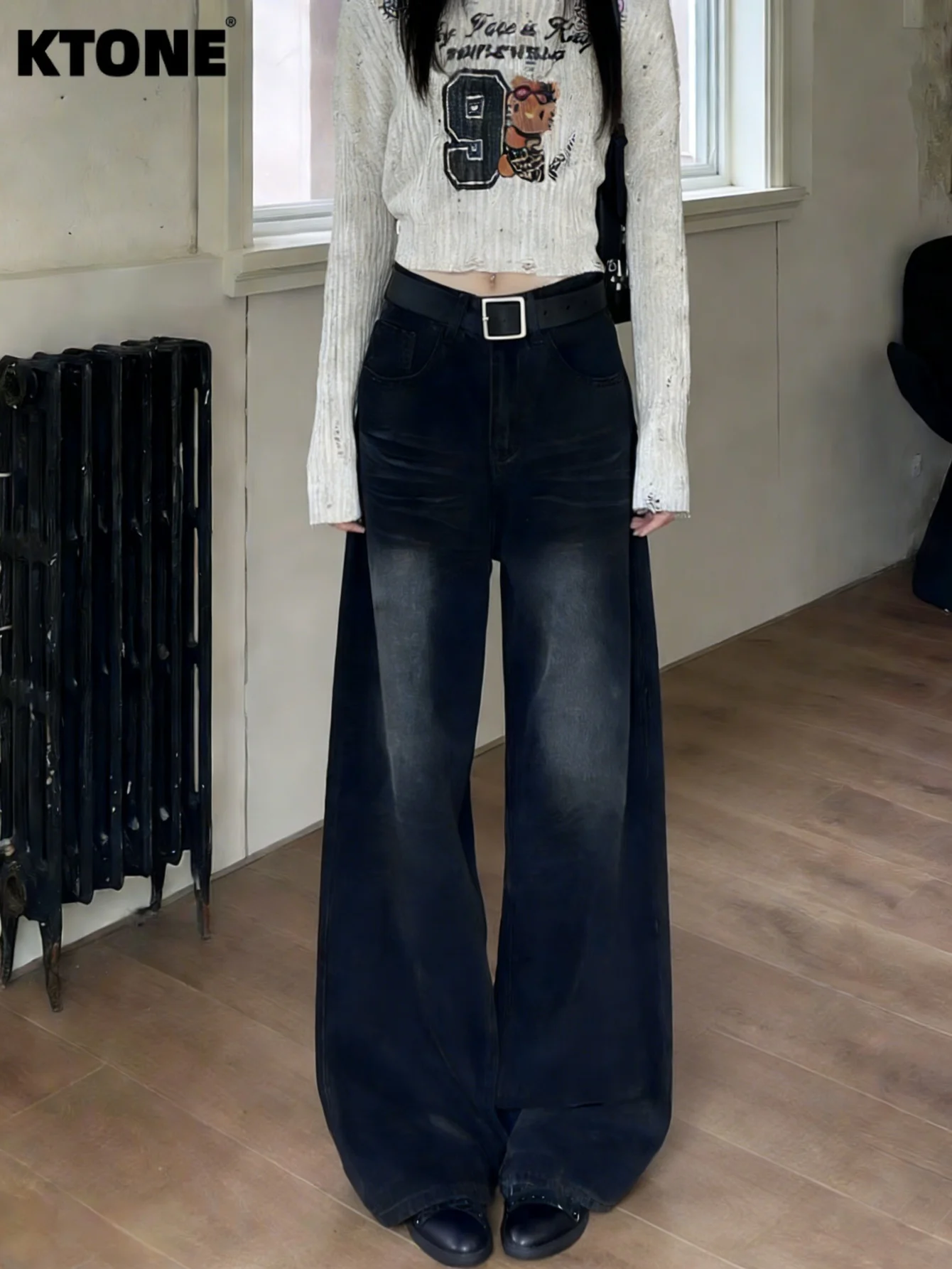 Jeans Y2K Black Baggy Denim Light Retro Drip Harajuku Style No accessories or belts included
Jeans Y2K Black Baggy Denim Light Retro Drip Harajuku Style No accessories or belts included