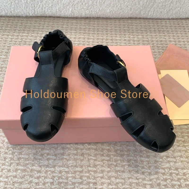 Cute Wrapped Round Toe Hollow Design Roman Sandals 2025 Summer New Pleated Covered Heel Buckle Flat Versatile Women's Sandals
Cute Wrapped Round Toe Hollow Design Roman Sandals 2025 Summer New Pleated Covered Heel Buckle Flat Versatile Women's Sandals