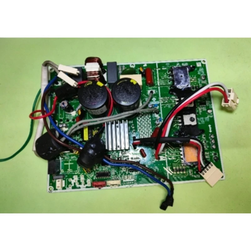 FOR Haier air conditioner inverter board 0011801118 full series second-hand main board
FOR Haier air conditioner inverter board 0011801118 full series second-hand main board