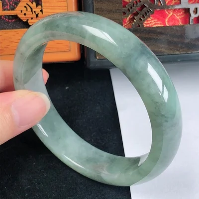 Natural Myanmar Jade Jade 54mm-62mm bracelet Princess jewelry bracelet send mom send girlfriend gift
Natural Myanmar Jade Jade 54mm-62mm bracelet Princess jewelry bracelet send mom send girlfriend gift