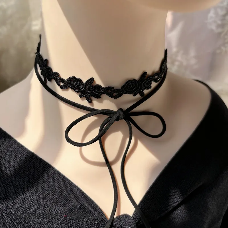 Gothic black lace Double Layer Choker Necklace Trendy lolita Y2K Clavicle Chain Accessories Halloween Cosplay Choker
Gothic black lace Double Layer Choker Necklace Trendy lolita Y2K Clavicle Chain Accessories Halloween Cosplay Choker