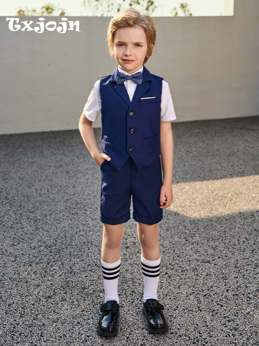 Txjojn Navy Blue Children' Suit Set 4 Pieces Wedding Ring Bearer Outfit Summer Comfortable Boys Suits Performance Outfit
Txjojn Navy Blue Children' Suit Set 4 Pieces Wedding Ring Bearer Outfit Summer Comfortable Boys Suits Performance Outfit