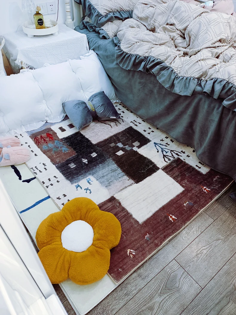 VIKAMA American Retro Art Carpet, Persian Nomad, Moroccan Style Bedroom and Living Room Thick Long Cashmere Carpet
VIKAMA American Retro Art Carpet, Persian Nomad, Moroccan Style Bedroom and Living Room Thick Long Cashmere Carpet