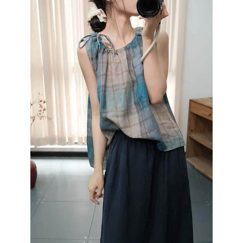 Artistic Style Summer Women's Clothing New Style Lace Up Collar Plaid Fashionable Age Reducing T-shirt Versatile Sleeveless Top
Artistic Style Summer Women's Clothing New Style Lace Up Collar Plaid Fashionable Age Reducing T-shirt Versatile Sleeveless Top