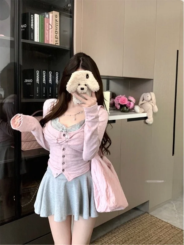 Корейский женский вязаный комплект, милый чистый костюм-футболка, осень 2023, Новое поступление, длинный свеч на пуговицах, облегающий костюм Faion
Корейский женский вязаный комплект, милый чистый костюм-футболка, осень 2023, Новое поступление, длинный свеч на пуговицах, облегающий костюм Faion