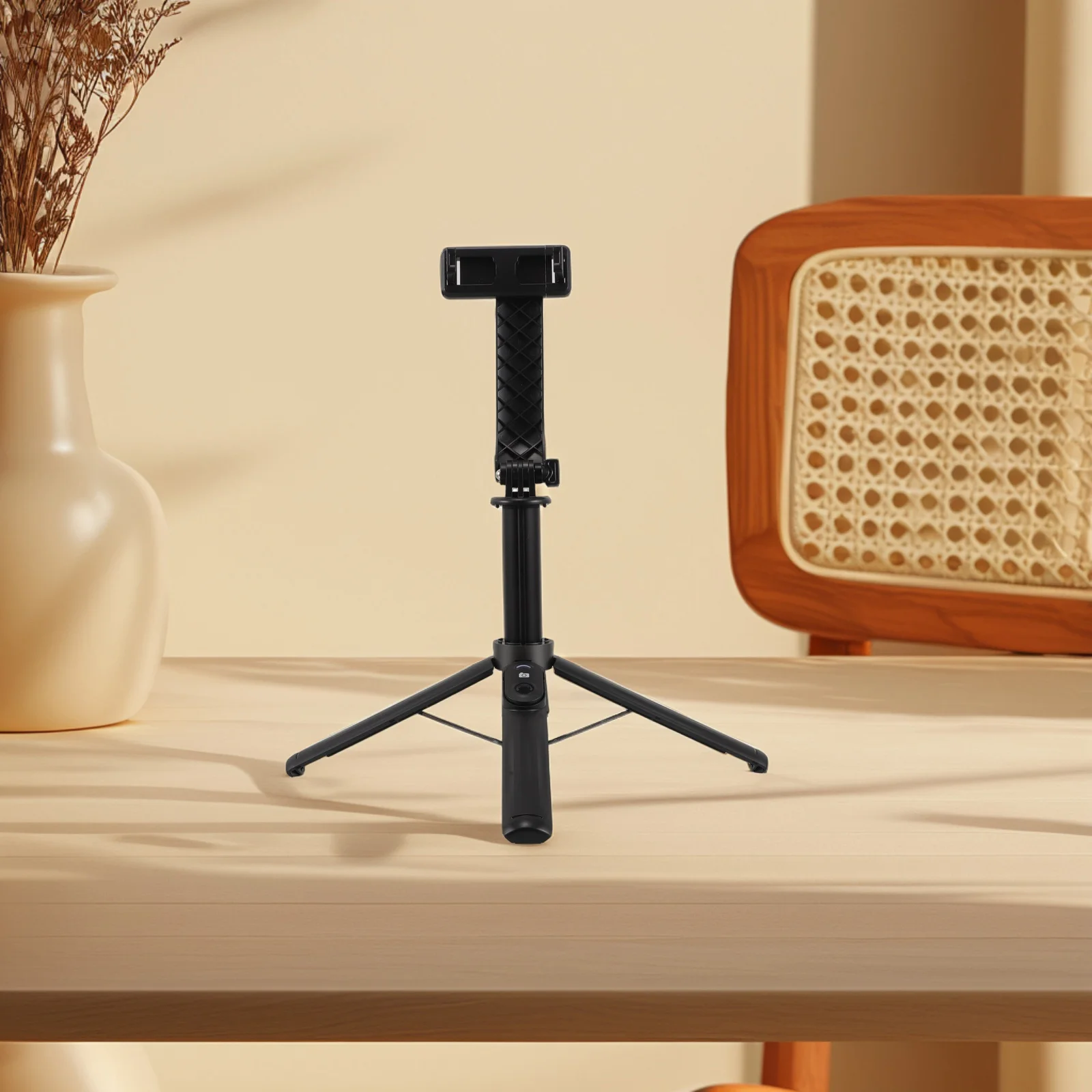 Multifunctional Selfie Stick Quadripod Extendable Cellphone Holder Stable Portable Travel Stand Bracket
Multifunctional Selfie Stick Quadripod Extendable Cellphone Holder Stable Portable Travel Stand Bracket