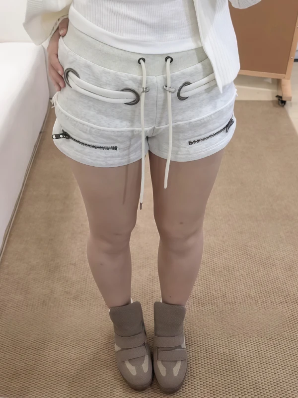 American Retro Workwear Short Pants Women Summer Design Sensation High Street Spicy Girl Tie Rope Heat Pants
American Retro Workwear Short Pants Women Summer Design Sensation High Street Spicy Girl Tie Rope Heat Pants
