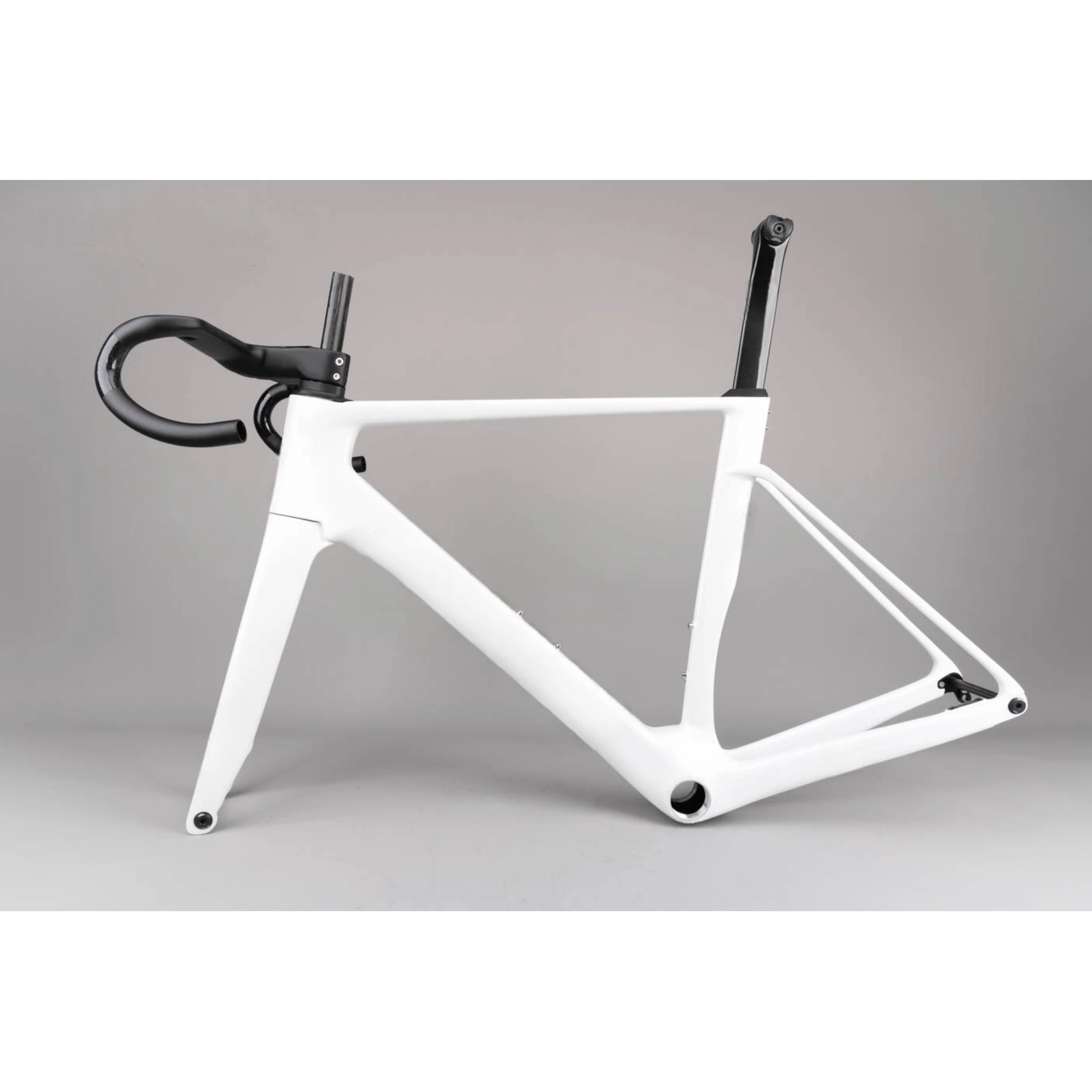 2025 OSTRO 2.0 Дорожная рама из углеродного волокна Рамы для скоростного велосипеда UD T1100 T47 Комплект велосипедной рамы с дисковым тормозом + руль на заказ 130 цветов 02
2025 OSTRO 2.0 Дорожная рама из углеродного волокна Рамы для скоростного велосипеда UD T1100 T47 Комплект велосипедной рамы с дисковым тормозом + руль на заказ 130 цветов 02