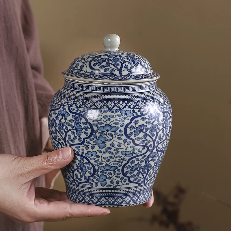 Blue and White Ru Kiln Tea Pot Antique Ceramic Candy Storage Pot High-grade Household Tea Bin Coffee Bean Nut Collection Bottle
Blue and White Ru Kiln Tea Pot Antique Ceramic Candy Storage Pot High-grade Household Tea Bin Coffee Bean Nut Collection Bottle