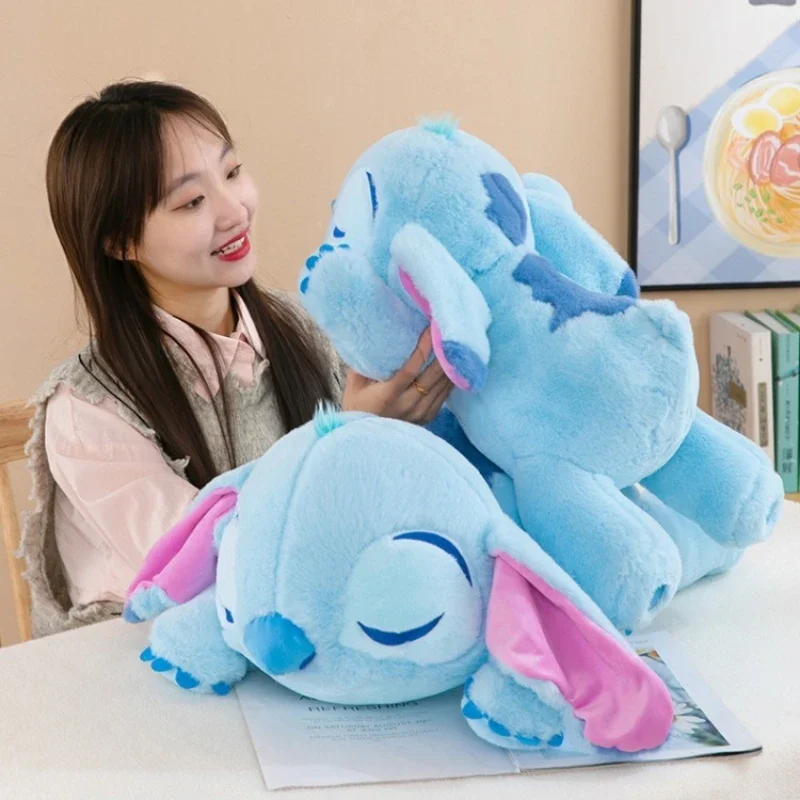 55 см Disney Stitch мультфильм большой размер плюшевая игрушка аниме мягкий диван подушка Nap Stitch мягкие плюшевые куклы украшение комнаты праздничный подарок
55 см Disney Stitch мультфильм большой размер плюшевая игрушка аниме мягкий диван подушка Nap Stitch мягкие плюшевые куклы украшение комнаты праздничный подарок