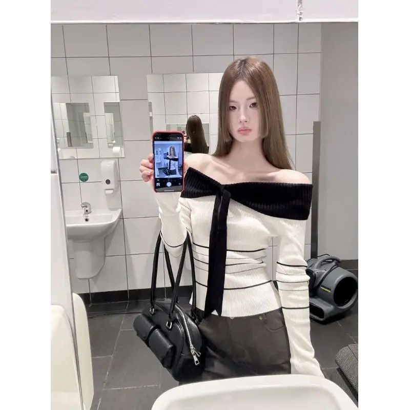 Pullovers Womans Old Money Cute Animal Graphic Sweaters Black White Sweet Lovely Asian Styles Girls School Daily Fashion Trendy
Pullovers Womans Old Money Cute Animal Graphic Sweaters Black White Sweet Lovely Asian Styles Girls School Daily Fashion Trendy