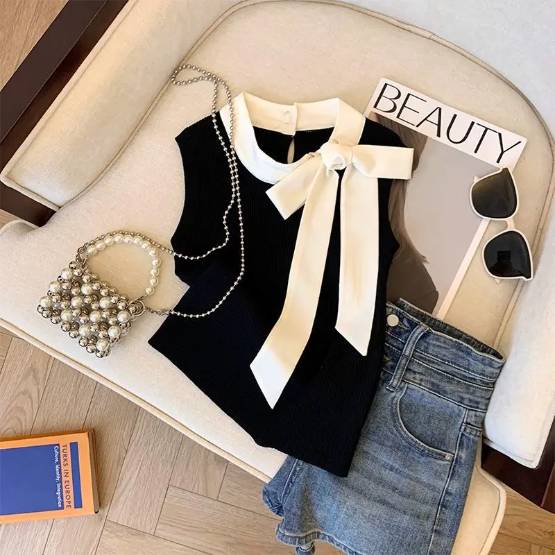 Nice Spring Summer New Bow Lacing Patchwork Knitting Women Sleeveless Trend Tank Top Women Clothing Temperament Slim Pullovers T
Nice Spring Summer New Bow Lacing Patchwork Knitting Women Sleeveless Trend Tank Top Women Clothing Temperament Slim Pullovers T