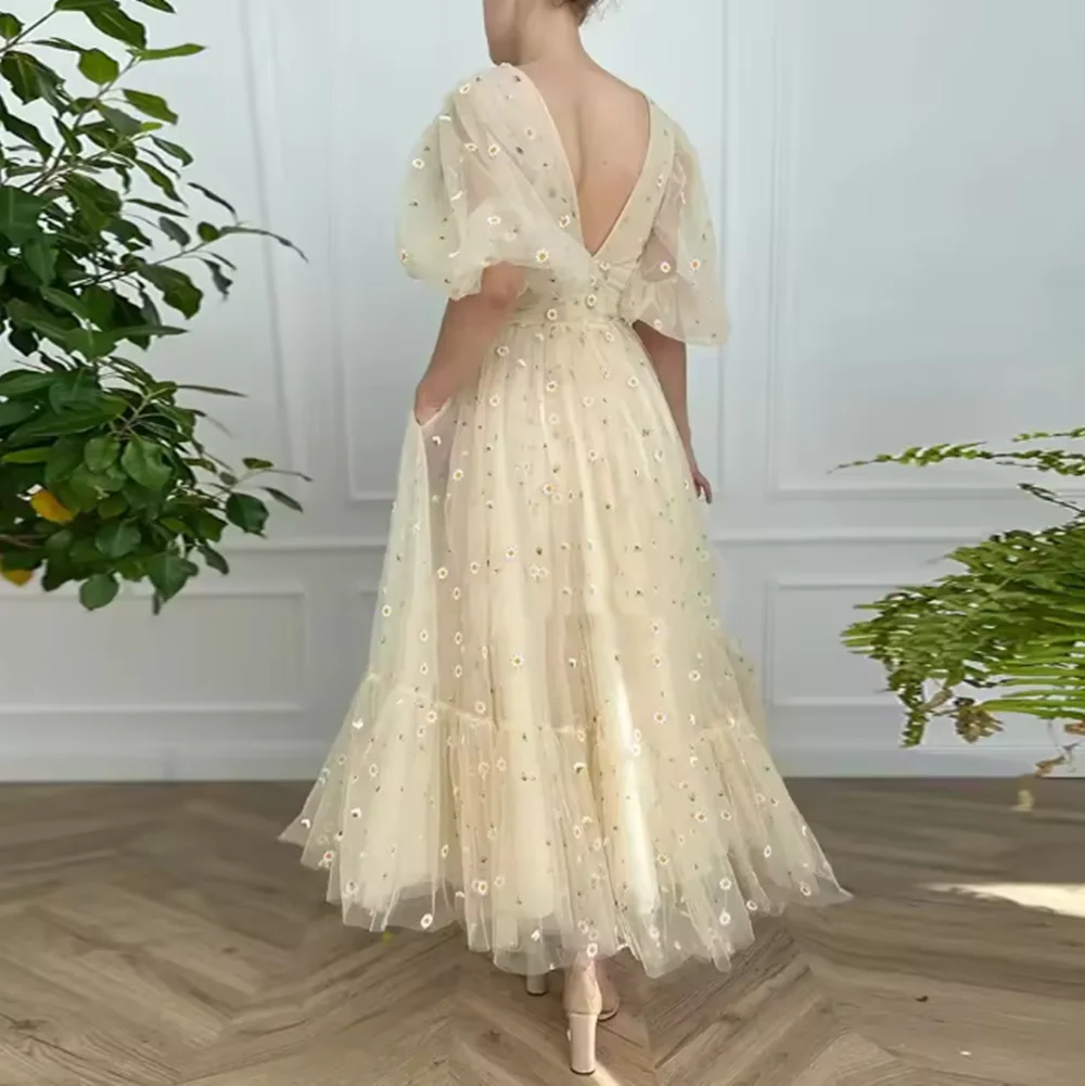V-Neck Light Yellow Tulle Midi Prom Dresses Half Puff Sleeves Embroidered Lace Evening Gowns Ankle Length Party Dress Customized
V-Neck Light Yellow Tulle Midi Prom Dresses Half Puff Sleeves Embroidered Lace Evening Gowns Ankle Length Party Dress Customized