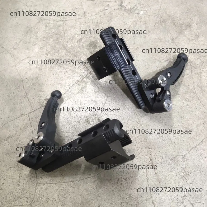 Спортивная инвалидная коляска с ножным тормозом, импортная, высококачественная, с возможностью использования с клипсой, черный ручной тормоз, безопасный и надежный.
Спортивная инвалидная коляска с ножным тормозом, импортная, высококачественная, с возможностью использования с клипсой, черный ручной тормоз, безопасный и надежный.