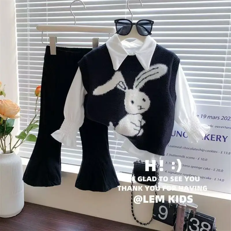 Girls' Spring and Autumn Set 2025 New Style Girls' Western Cartoon Knitted Tank Top Shirt Bellbottom Pants 3-Piece Set
Girls' Spring and Autumn Set 2025 New Style Girls' Western Cartoon Knitted Tank Top Shirt Bellbottom Pants 3-Piece Set