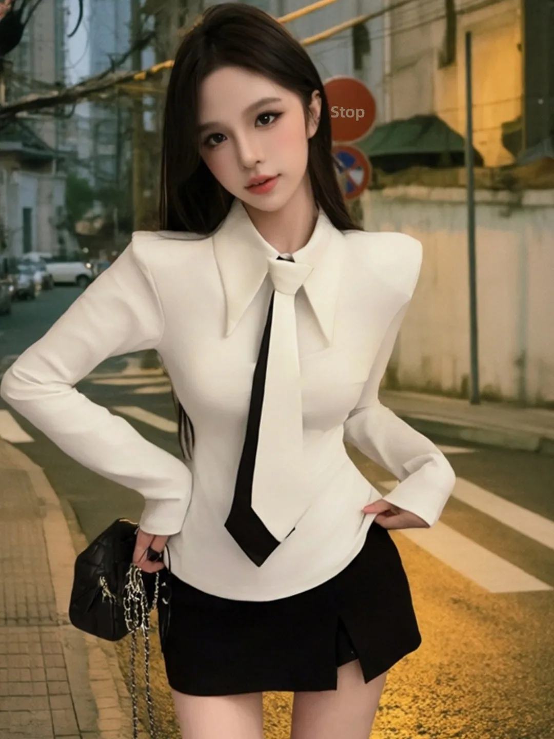 Elegant College Style Women's Long Sleeve T-Shirt Inner Wear Shirt Tie Neck Autumn Winter Unique Beautiful Base Layer Top
Elegant College Style Women's Long Sleeve T-Shirt Inner Wear Shirt Tie Neck Autumn Winter Unique Beautiful Base Layer Top