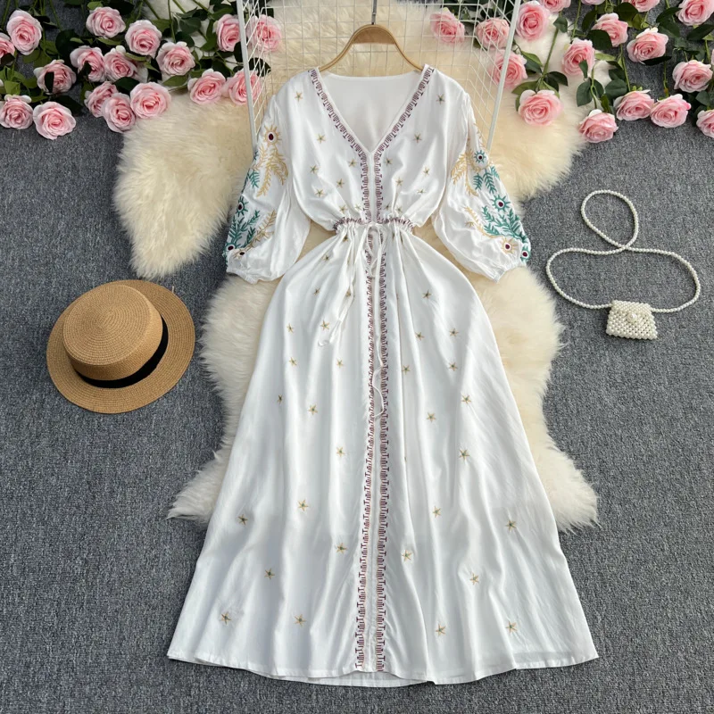 Jastie Summer Vintage Ethnic Style Bohemian Dress Holidays V Neck Casual Embroidery Slim Vestido Lace Up Mid-length A-line Dress
Jastie Summer Vintage Ethnic Style Bohemian Dress Holidays V Neck Casual Embroidery Slim Vestido Lace Up Mid-length A-line Dress