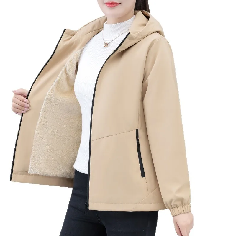 Куртка с капюшоном, женские ветровки, верхняя одежда, новая модная повседневная универсальная свободная осенне-зимняя бархатная теплая куртка, пальто, женские топы
Куртка с капюшоном, женские ветровки, верхняя одежда, новая модная повседневная универсальная свободная осенне-зимняя бархатная теплая куртка, пальто, женские топы