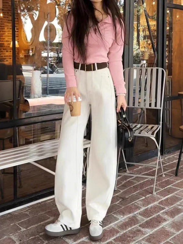 Женские джинсы с высокой талией, прямые, белые, повседневные, весенние, новые, модные, стройнящие, универсальные, широкие брюки
Женские джинсы с высокой талией, прямые, белые, повседневные, весенние, новые, модные, стройнящие, универсальные, широкие брюки