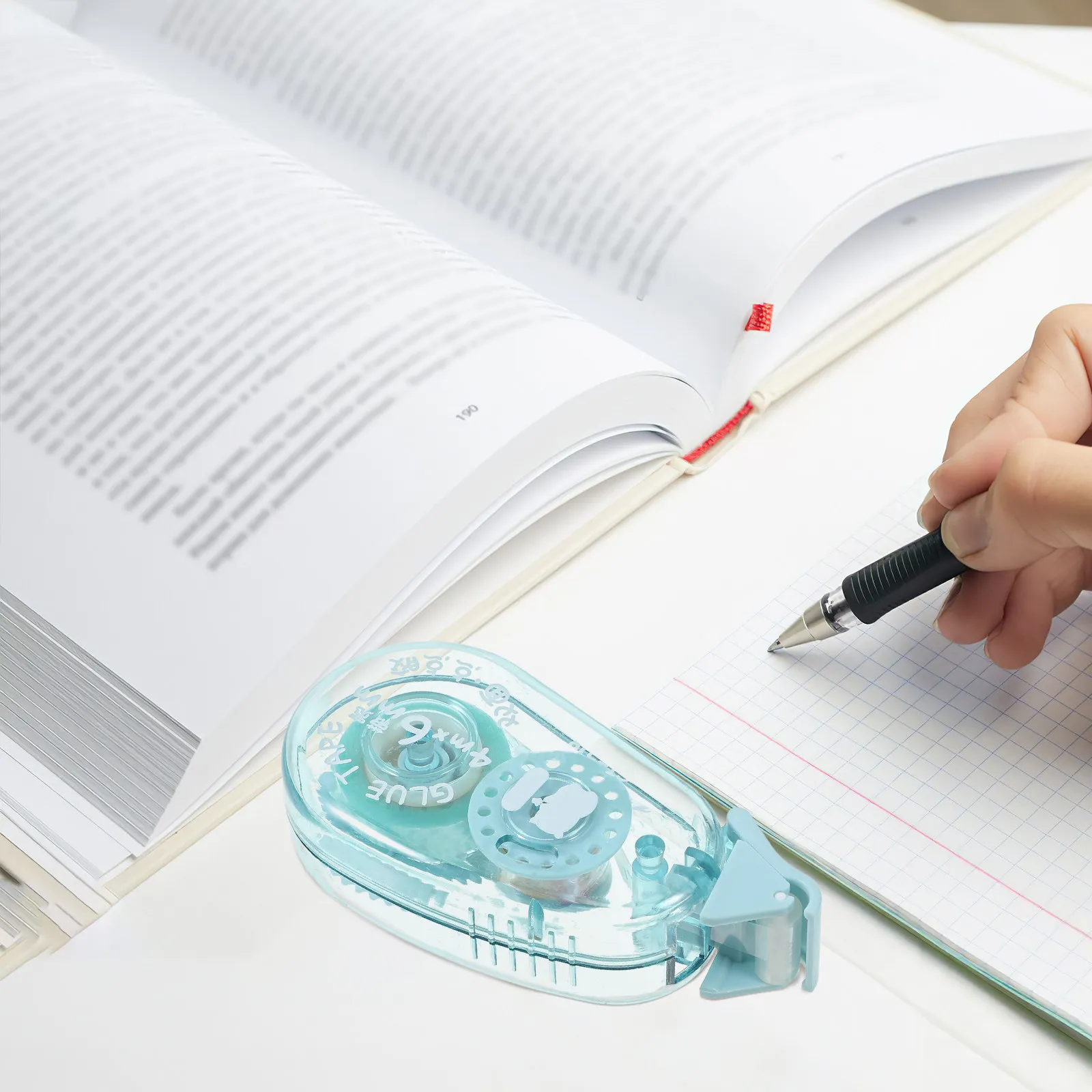 Двусторонний клейкий ролик для скрапбукинга и рукоделия, удобный для переноски
Двусторонний клейкий ролик для скрапбукинга и рукоделия, удобный для переноски