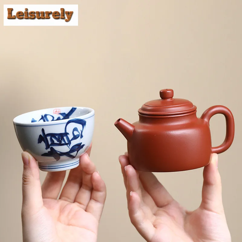 150ml Exquisite Yixing Purple Clay Teapots Artists Handmade De Zhong Pot Raw Ore Zhu Mud Kettle Zisha Tea Set Teacups Craft Gift
150ml Exquisite Yixing Purple Clay Teapots Artists Handmade De Zhong Pot Raw Ore Zhu Mud Kettle Zisha Tea Set Teacups Craft Gift