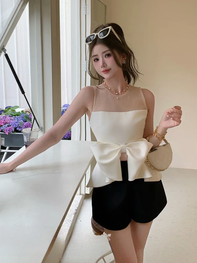 БинБин приходит. | Уникальный топ-жилет с бантом и завязками в стиле Slow Paris Design, облегающий крой, для женщин
БинБин приходит. | Уникальный топ-жилет с бантом и завязками в стиле Slow Paris Design, облегающий крой, для женщин