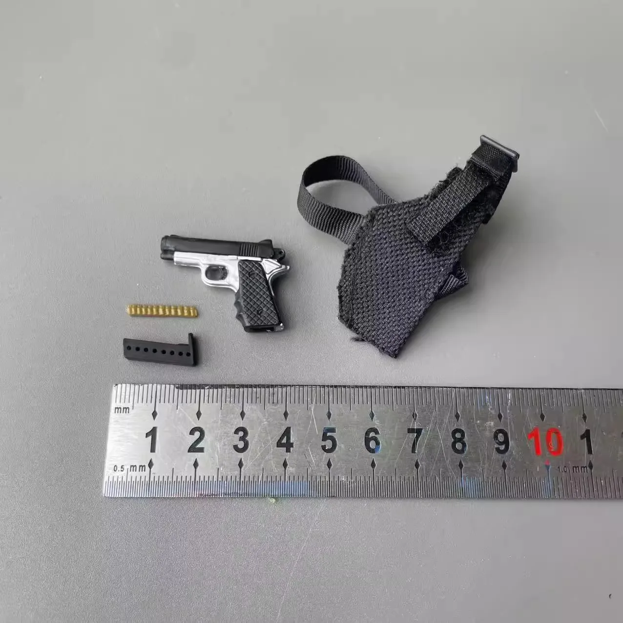 Little 1/6 Soldier Scene Props Accessories Pistol Bag Set High Quality Plastics Model Fit 12'' Action Figure Body In Stock
Little 1/6 Soldier Scene Props Accessories Pistol Bag Set High Quality Plastics Model Fit 12'' Action Figure Body In Stock