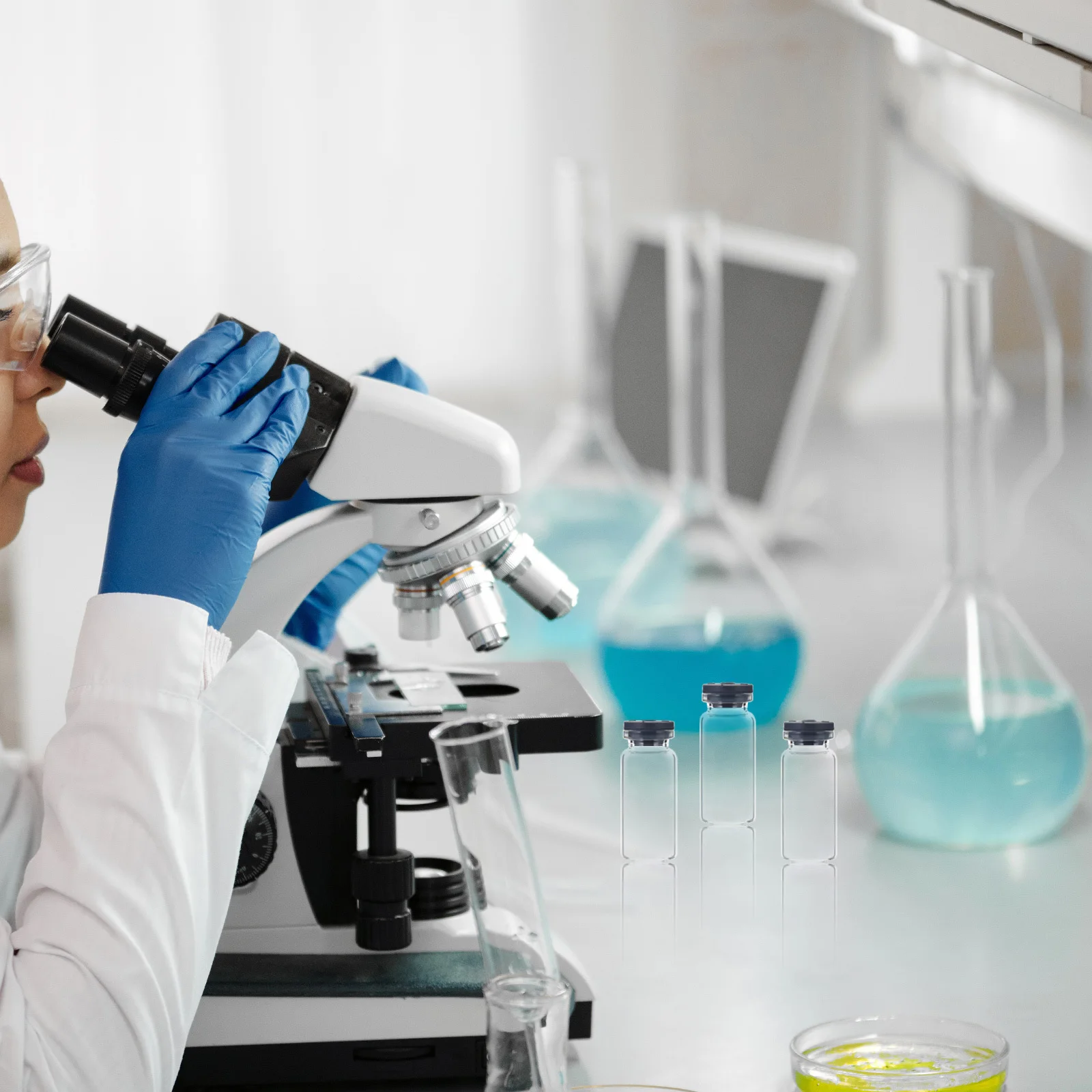 30Pcs Transparent Glass Vial Bottles Flat Bottom Clear Clear Sealing Caps High Pressure Resistant Ideal for Samples Essential
30Pcs Transparent Glass Vial Bottles Flat Bottom Clear Clear Sealing Caps High Pressure Resistant Ideal for Samples Essential