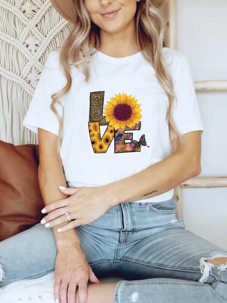 Clothes Basic Tee Women Clothing Print T Shirt Love Letter Butterfly Trend Short Sleeve Summer Top Fashion Graphic T-shirt
Clothes Basic Tee Women Clothing Print T Shirt Love Letter Butterfly Trend Short Sleeve Summer Top Fashion Graphic T-shirt