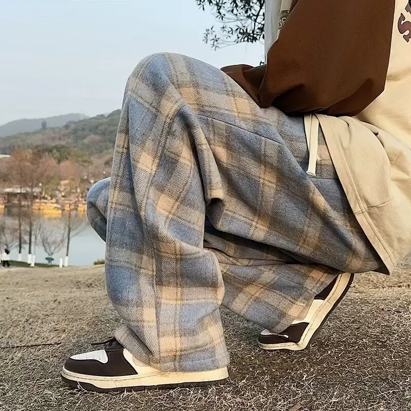 Vintage American Style Tweed Plaid Men's Pants Loose Straight Wide Leg Casual Trousers Trendy Brand Punk Rock Streetwear
Vintage American Style Tweed Plaid Men's Pants Loose Straight Wide Leg Casual Trousers Trendy Brand Punk Rock Streetwear