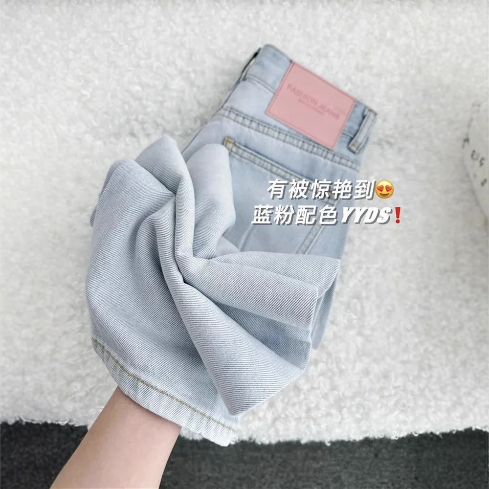 Light-colored wide-leg pants for women, autumn thin style, plus-size high-waisted slimming narrow-fit versatile straight jeans
Light-colored wide-leg pants for women, autumn thin style, plus-size high-waisted slimming narrow-fit versatile straight jeans