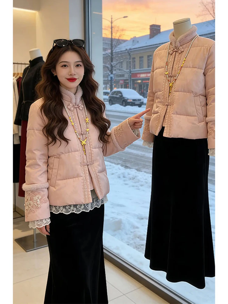New Chinese Style Heavy Embroidery Shiny Button down Quilted Cotton Jacket Women's Winter Warm Versatile Cotton Outerwear
New Chinese Style Heavy Embroidery Shiny Button down Quilted Cotton Jacket Women's Winter Warm Versatile Cotton Outerwear