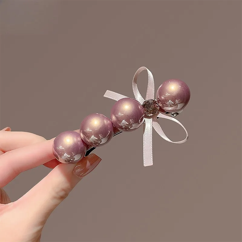 Elegant Pearl Bow Hair Clips Stylish Unique Textured Trendy Accessory Stylish Delicate Ornament Casual Daily Hairstyle Matching
Elegant Pearl Bow Hair Clips Stylish Unique Textured Trendy Accessory Stylish Delicate Ornament Casual Daily Hairstyle Matching