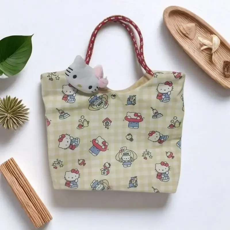 Sweet New Kawaii Anime Sanrio Ins Storage Bag Hello Kitty Cute Cartoon Commuter Tote Canvas Bag Lovely Gifts for Girls
Sweet New Kawaii Anime Sanrio Ins Storage Bag Hello Kitty Cute Cartoon Commuter Tote Canvas Bag Lovely Gifts for Girls