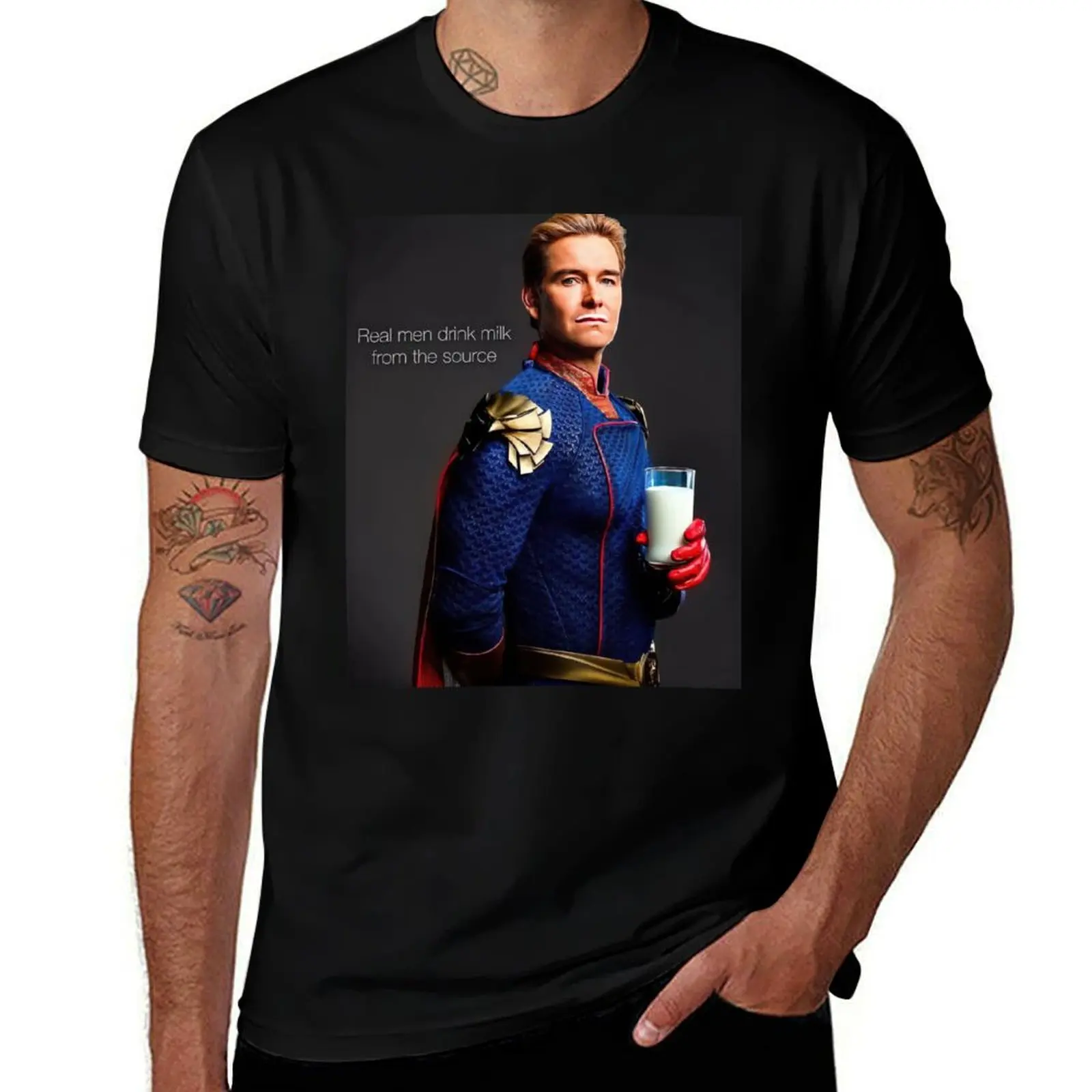 Homelander настоящая мужская футболка Drink Milk, корейская модная футболка с рисунком, одежда в стиле хиппи, мужские большие и высокие футболки
Homelander настоящая мужская футболка Drink Milk, корейская модная футболка с рисунком, одежда в стиле хиппи, мужские большие и высокие футболки