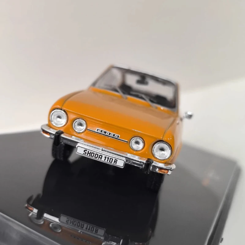 IXO масштаб 1/43 110R 1978 сплав имитация модели автомобиля статическая коллекция украшенные праздничные подарки игрушки классический сувенирный подарок 
IXO масштаб 1/43 110R 1978 сплав имитация модели автомобиля статическая коллекция украшенные праздничные подарки игрушки классический сувенирный подарок