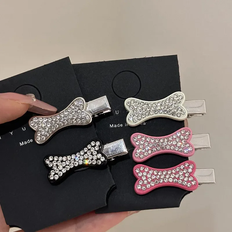 New Rhinestone Dog Bone Design Hairpin Fashion Creative Popular Hair Clips Dog Cat Lovely Barrettes Styling Pet Head Accessories
New Rhinestone Dog Bone Design Hairpin Fashion Creative Popular Hair Clips Dog Cat Lovely Barrettes Styling Pet Head Accessories