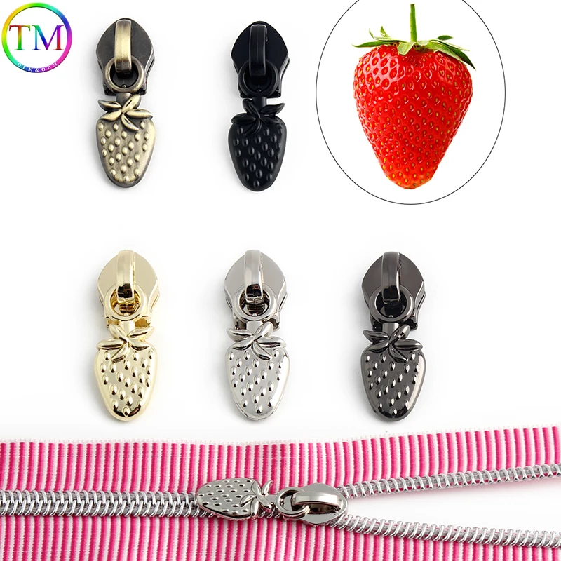 10-30PCS Strawberry 5# Alloy Zipper Puller Slider For Nylon Tape Jacket Handbag Purse Decorative Repair Zips Head Accessories
10-30PCS Strawberry 5# Alloy Zipper Puller Slider For Nylon Tape Jacket Handbag Purse Decorative Repair Zips Head Accessories