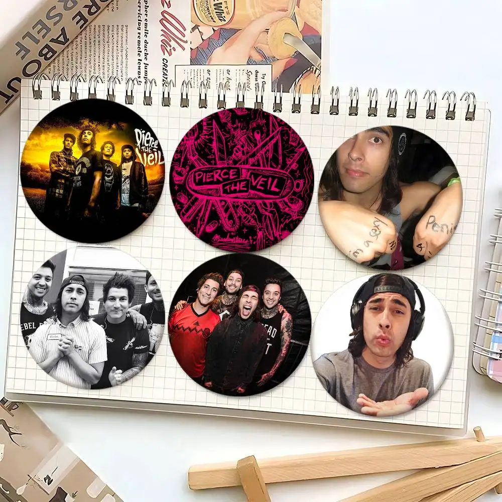 1 шт. значок-брошь в мультяшном стиле с изображением рок-группы Pierce The Veil, круглые эмалевые значки для украшения рюкзаков и аксессуаров
1 шт. значок-брошь в мультяшном стиле с изображением рок-группы Pierce The Veil, круглые эмалевые значки для украшения рюкзаков и аксессуаров
