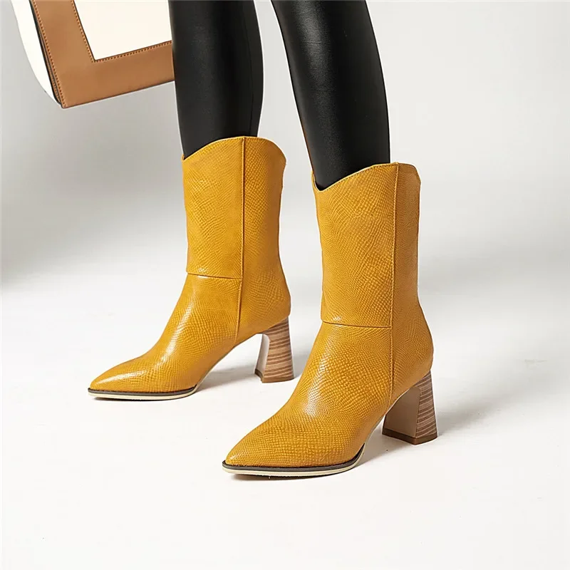 YMECHIC 2025 Winter Fashion Pointed Toe Mid Long Boots Ladies Slip on Riding Cowboy High Heel Women Shoes Blue Yellow Drop Ship
YMECHIC 2025 Winter Fashion Pointed Toe Mid Long Boots Ladies Slip on Riding Cowboy High Heel Women Shoes Blue Yellow Drop Ship