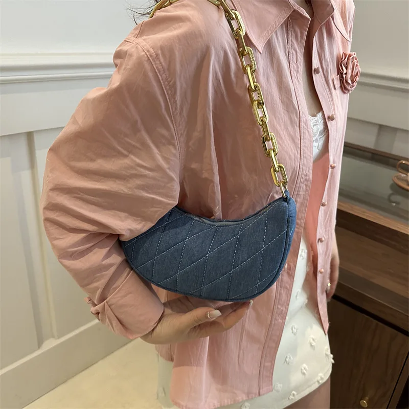 22025 Minimalist Crossbody Bag, Niche Shoulder Purse for Women, Casual Sling Bag, Fashion Day-to-Night Tote, Chic Top Handle Bag
22025 Minimalist Crossbody Bag, Niche Shoulder Purse for Women, Casual Sling Bag, Fashion Day-to-Night Tote, Chic Top Handle Bag