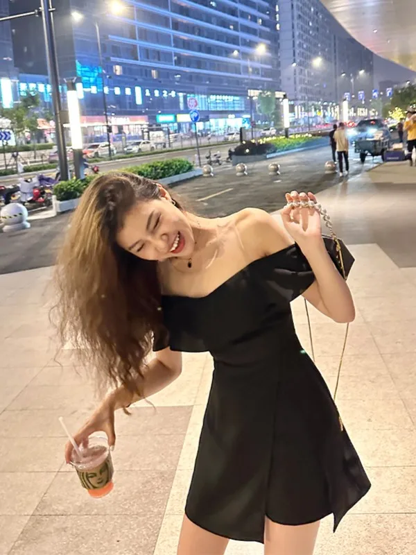 Zhang a Xing Fairmont Two-Way Wear Slim Fit Waist-Cinching Color Top orts Set Casual Sle Spring Faion Ensemble
Zhang a Xing Fairmont Two-Way Wear Slim Fit Waist-Cinching Color Top orts Set Casual Sle Spring Faion Ensemble