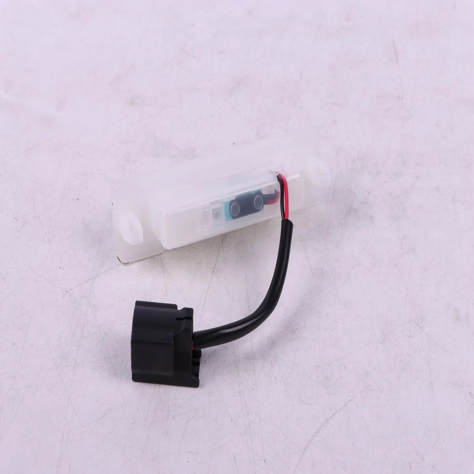 Выключатель открывания задней двери 84840-35010 для Toyota 4Runner 2003-2023, кнопка люка
Выключатель открывания задней двери 84840-35010 для Toyota 4Runner 2003-2023, кнопка люка