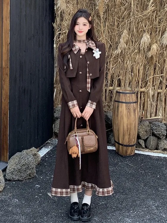 plus Size Women's Plaid Suit Set with Waist-Cinching Belted Dress And Strap Vest Korean Style Commute Fashion Autumn Wear
plus Size Women's Plaid Suit Set with Waist-Cinching Belted Dress And Strap Vest Korean Style Commute Fashion Autumn Wear