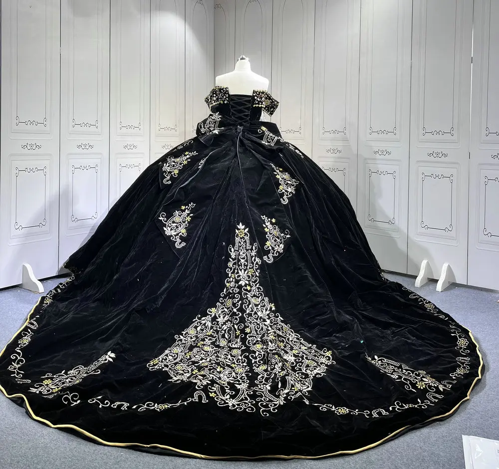 Mumuleo Vestidos 15 Anos Suzhou Factory Directly Vestido De 15 Anos Black and Gold Embroidery Mexican Quinceanera Dresses
Mumuleo Vestidos 15 Anos Suzhou Factory Directly Vestido De 15 Anos Black and Gold Embroidery Mexican Quinceanera Dresses