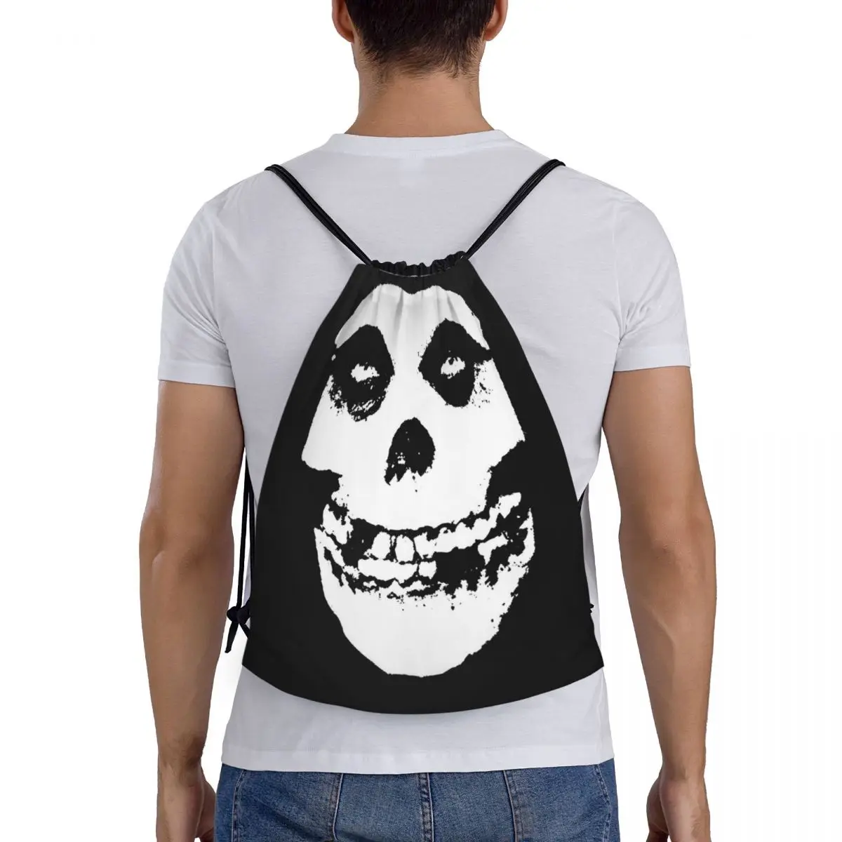 Misfits Skull Backpacks Casual Portable Drawstring Bags Shoes Bag Book Bags For Man Woman School
Misfits Skull Backpacks Casual Portable Drawstring Bags Shoes Bag Book Bags For Man Woman School