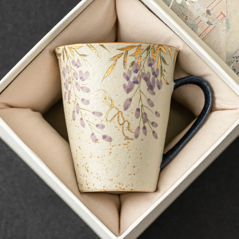 PYH blue and white flint mug ceramic cup hand-painted gold-painted wisteria tea cup large capacity with handle
PYH blue and white flint mug ceramic cup hand-painted gold-painted wisteria tea cup large capacity with handle