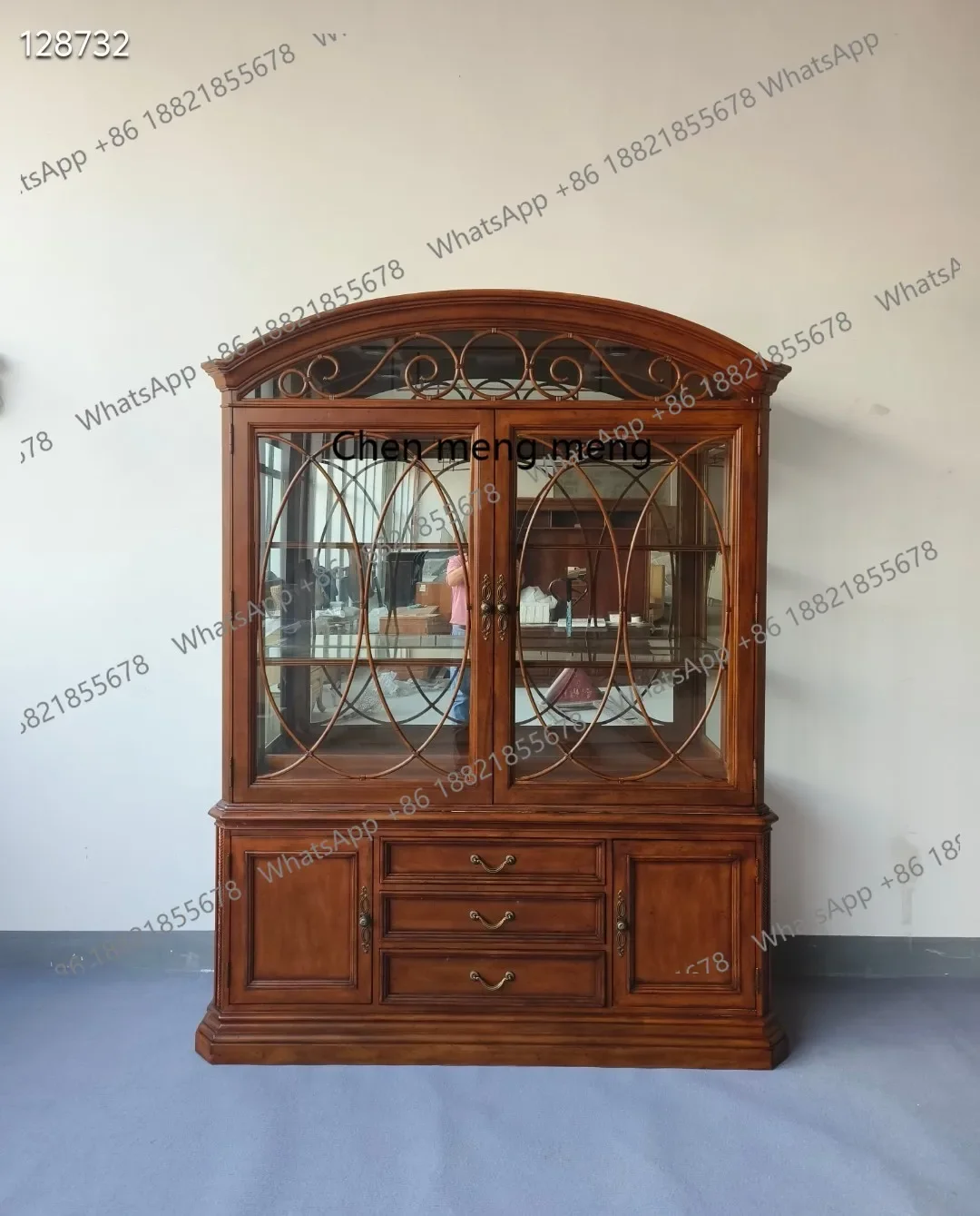 American living room household, wine cabinet, cupboard, decorative cabinet
American living room household, wine cabinet, cupboard, decorative cabinet